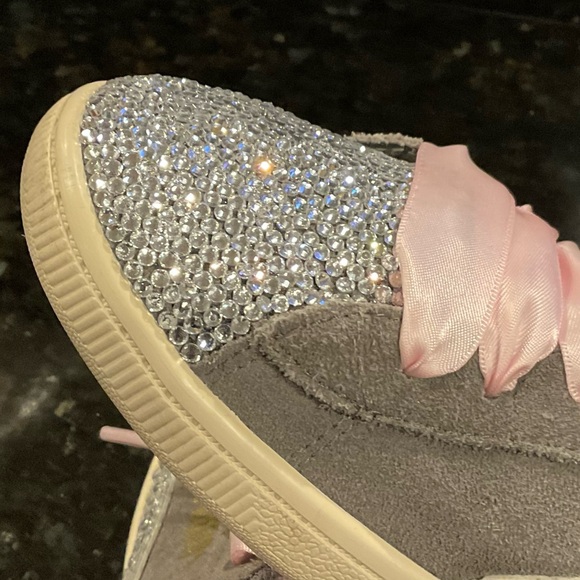PUMA Classic Suede Trainers women’s Size 9 & SWAVORSKI stones, Pink satin laces - Picture 5 of 8